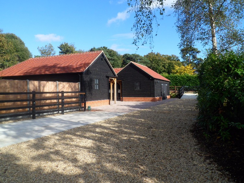 DIY assisted ,5 or 7 Livery in Broxbourne