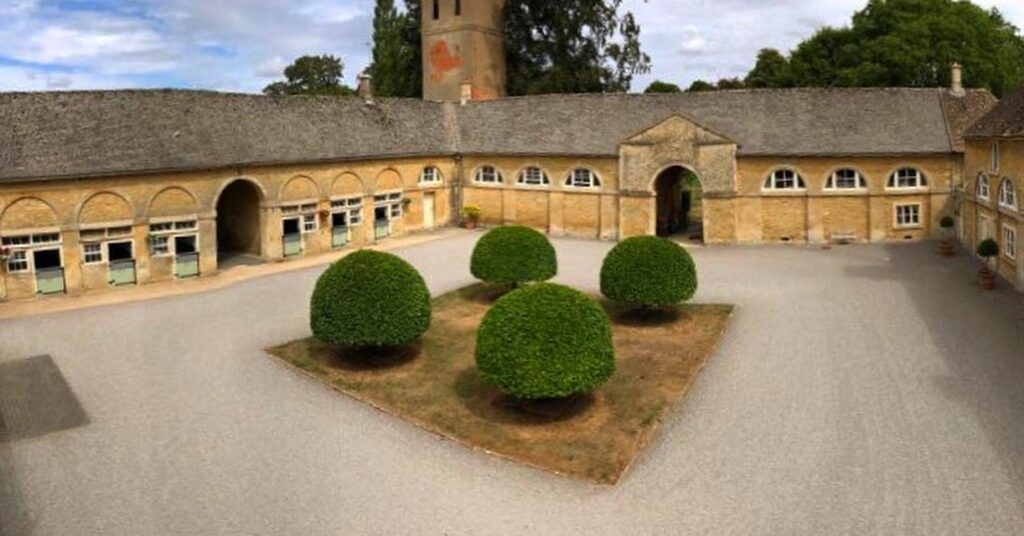 Charlton Park Stables