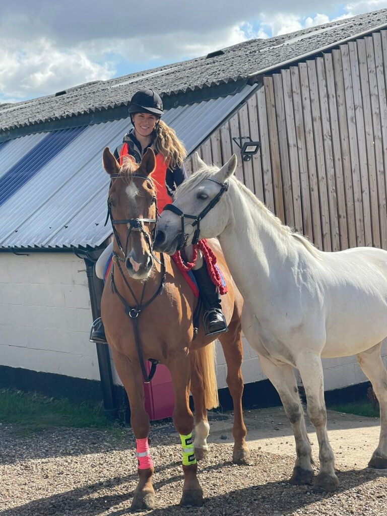 SJ Showjumping at Hilltop Stables