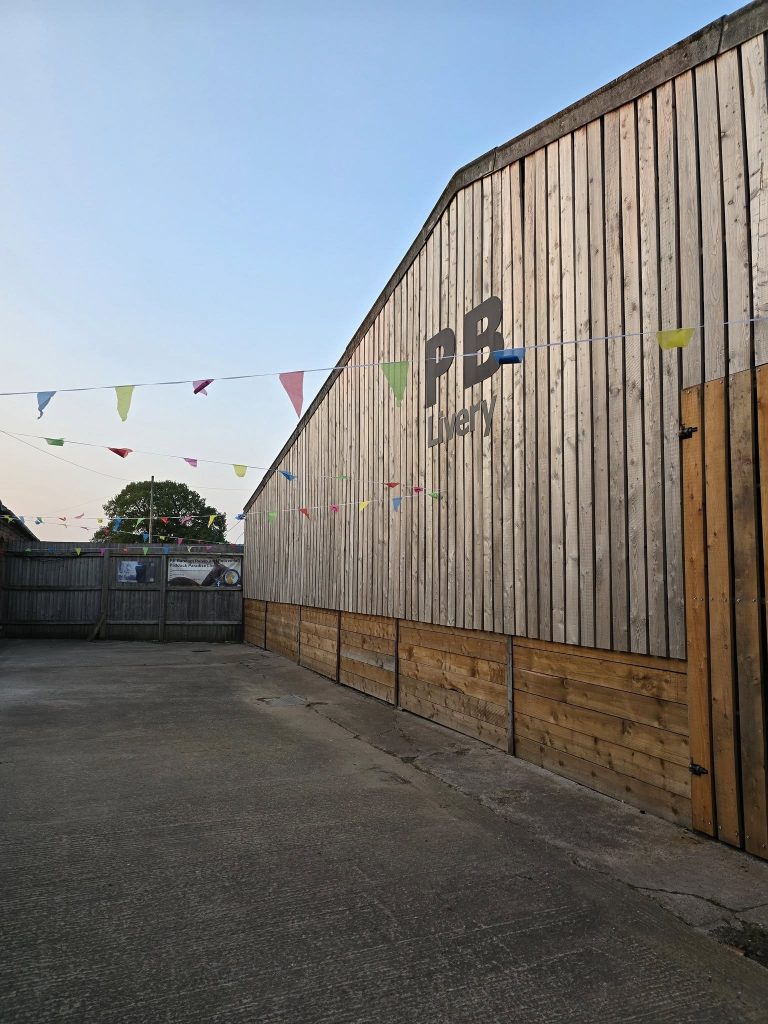 PB Paddock Paradise Livery – Woodland Track