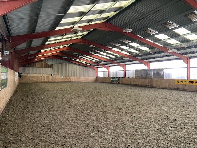 17-Box Yard to Rent: Cotswolds Location