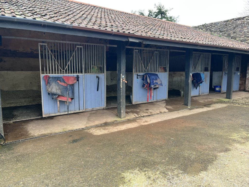 Oaktrow Farm Livery
